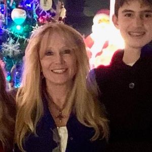 Meet your Posher, Sharon